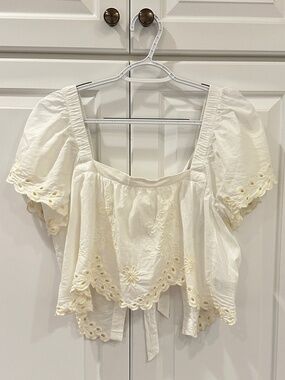 NWT American Eagle White & Cream Eyelet Open Backed Cropped Top - Size S